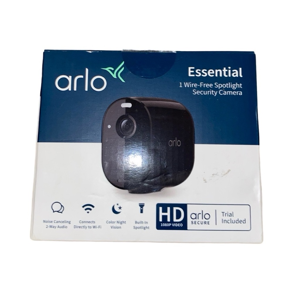 Arlo Essential Wireless Spotlight Security Camera